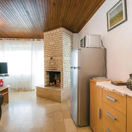 Apartamento Ravni *