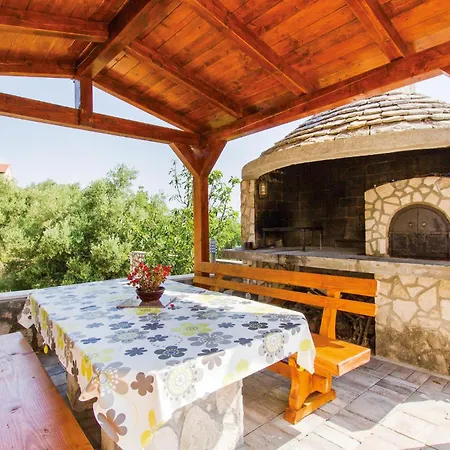 Apartman Lovely In Labin With House Sea View