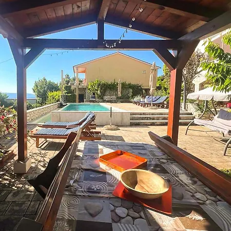 Ravni Apartament Labin (Istria)